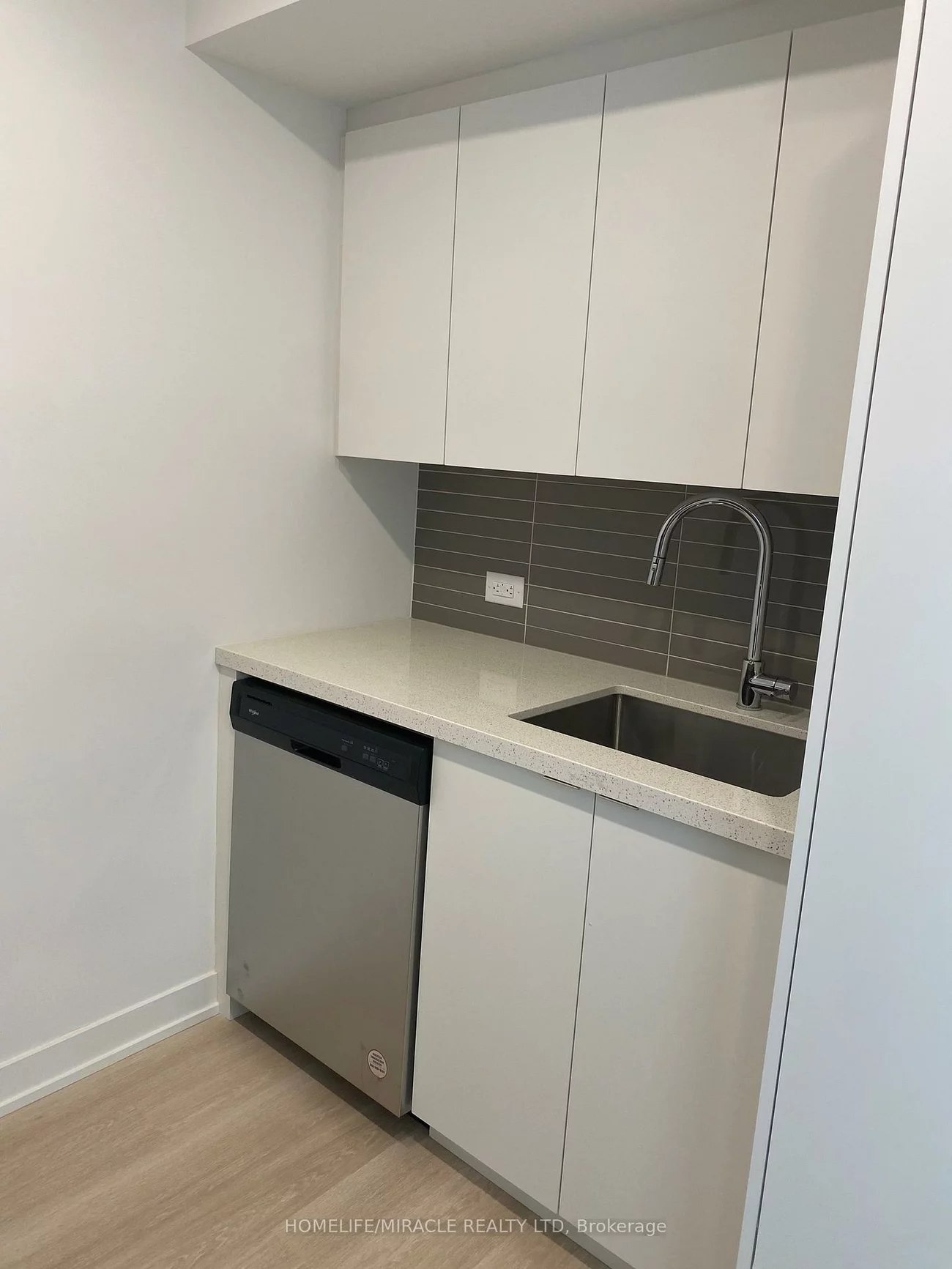 30, Tretti, Clanton Park, Toronto