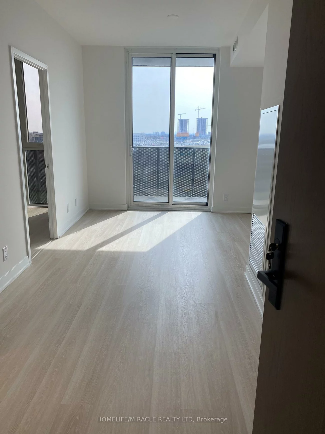 30, Tretti, Clanton Park, Toronto