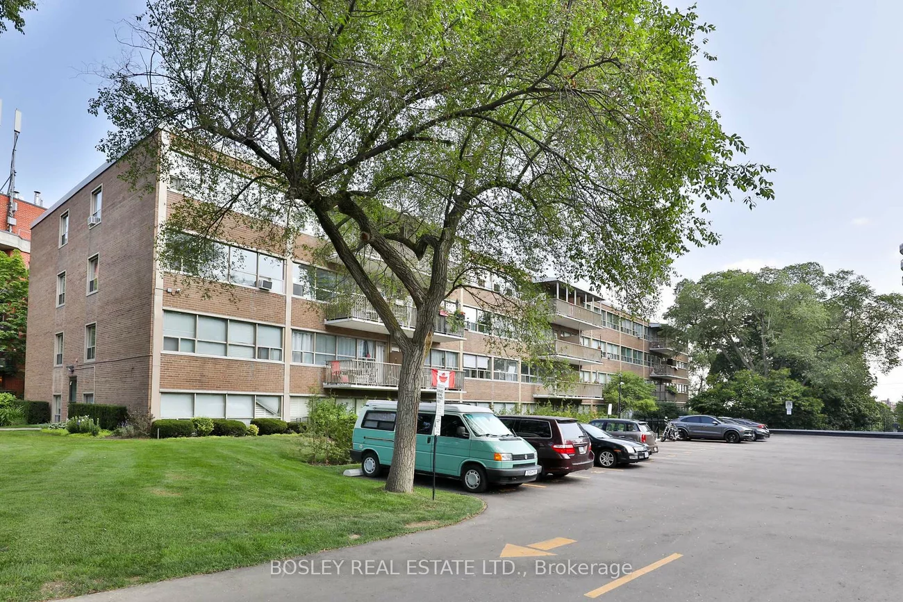 160, The Donway, Banbury-Don Mills, Toronto