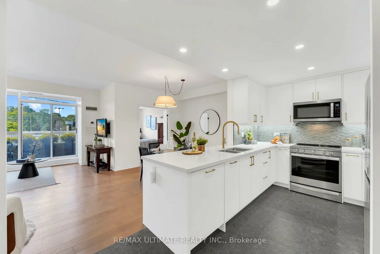 1750, Bayview, Mount Pleasant East, Toronto