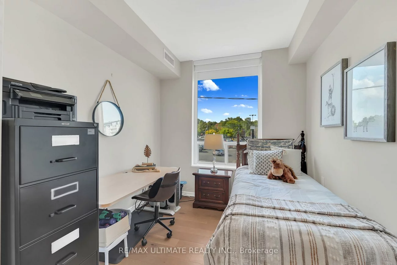 1750, Bayview, Mount Pleasant East, Toronto