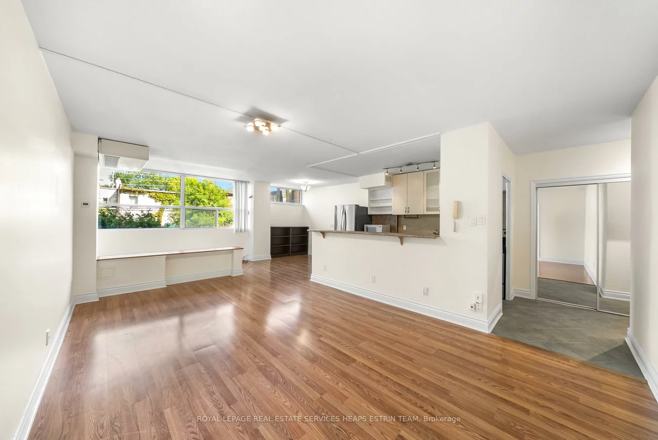 60, Montclair, Forest Hill South, Toronto