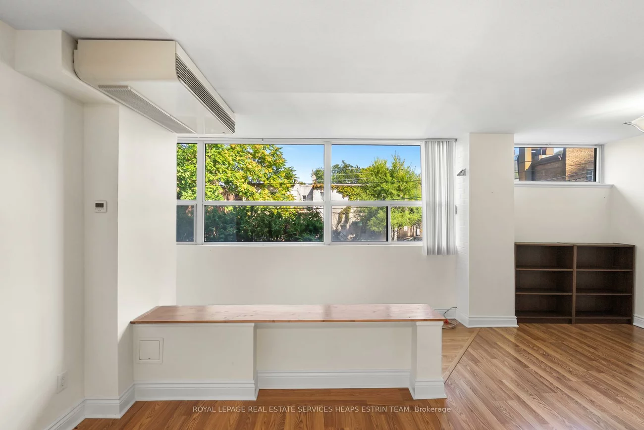 60, Montclair, Forest Hill South, Toronto