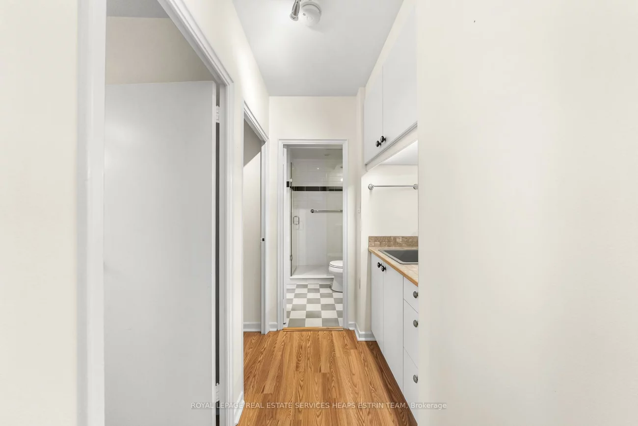 60, Montclair, Forest Hill South, Toronto