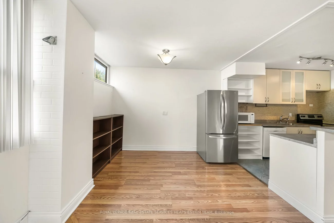 60, Montclair, Forest Hill South, Toronto