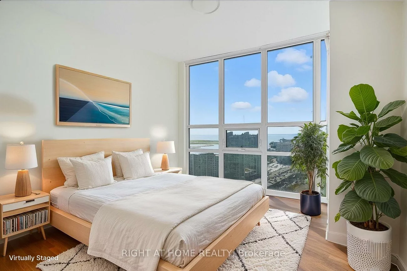 19, Grand Trunk, Waterfront Communities C1, Toronto