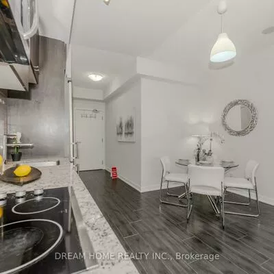 18, Rean, Bayview Village, Toronto
