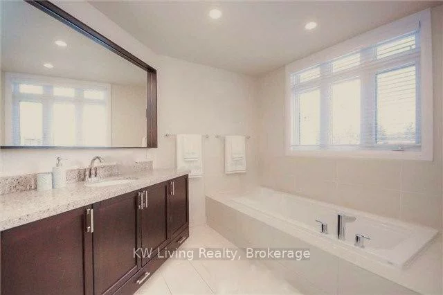 115, Harrison Garden, Willowdale East, Toronto