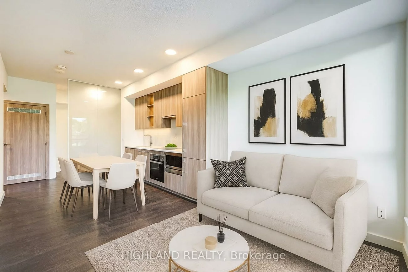 25, McMahon, Bayview Village, Toronto