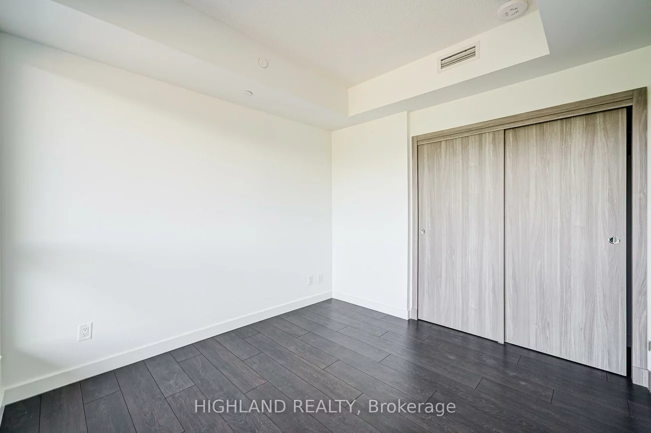 25, McMahon, Bayview Village, Toronto