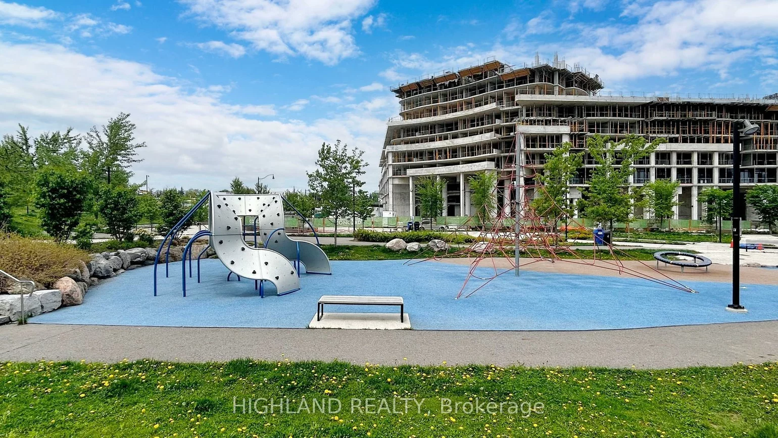 25, McMahon, Bayview Village, Toronto