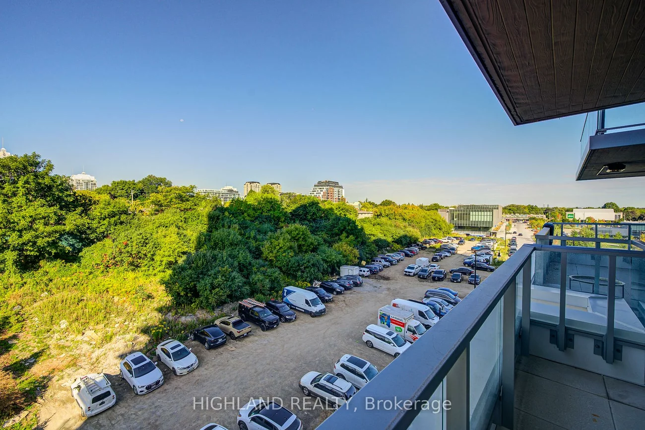 25, McMahon, Bayview Village, Toronto