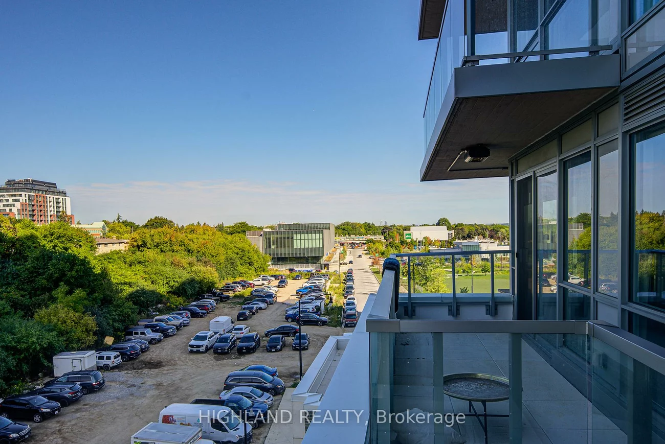 25, McMahon, Bayview Village, Toronto