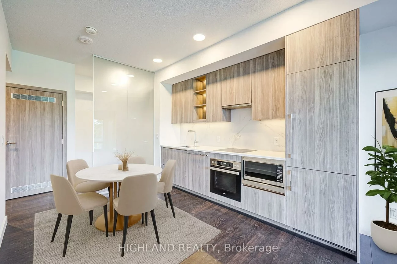 25, McMahon, Bayview Village, Toronto