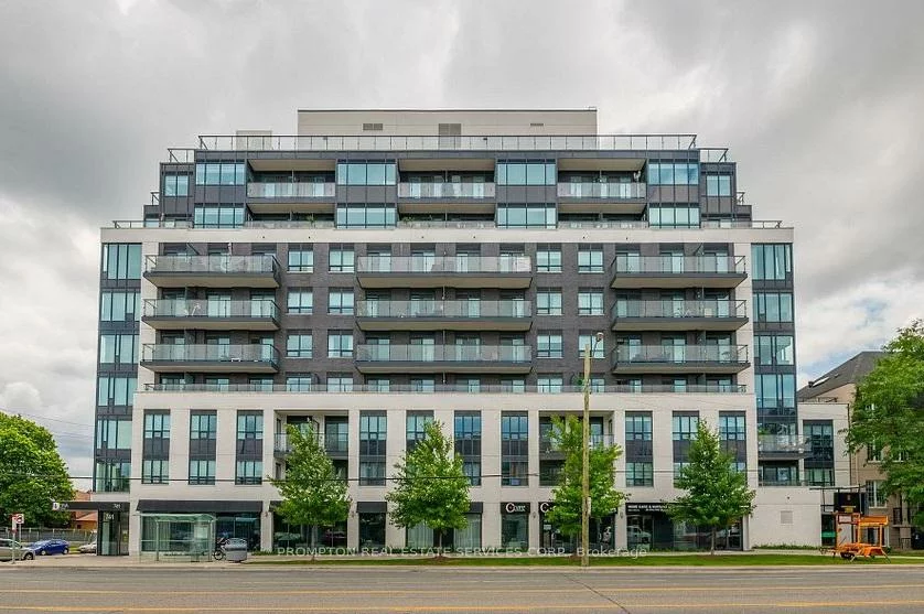 741, Sheppard, Bathurst Manor, Toronto