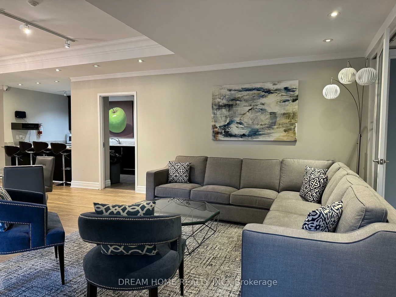 934, Mount Pleasant, Mount Pleasant West, Toronto