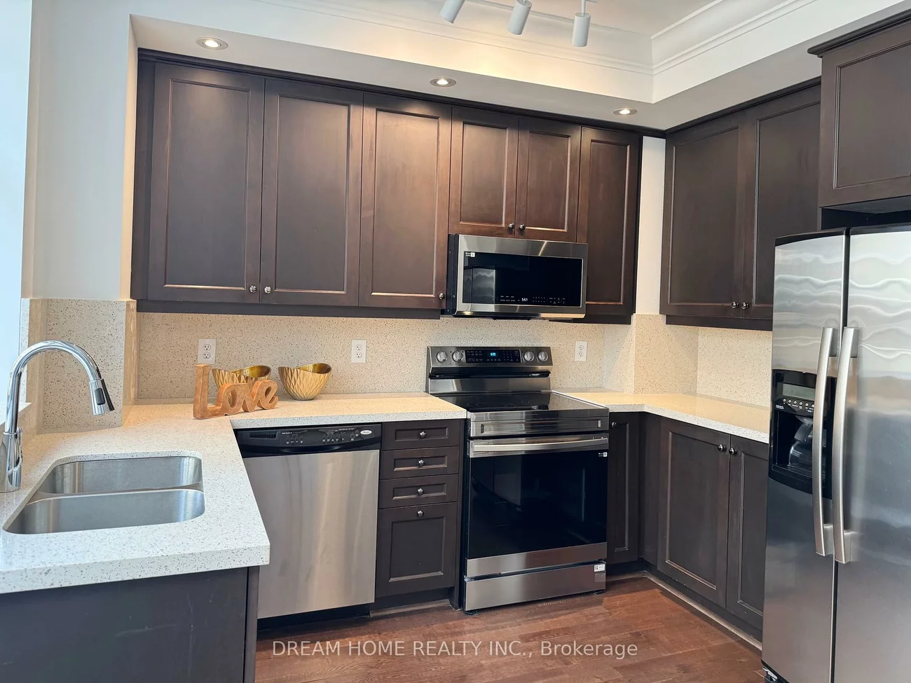 934, Mount Pleasant, Mount Pleasant West, Toronto
