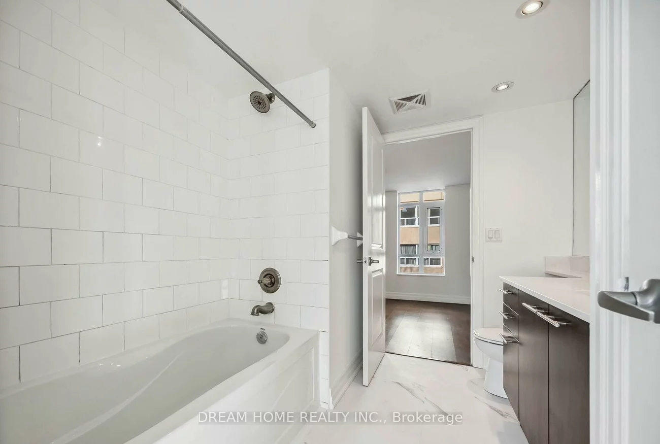 934, Mount Pleasant, Mount Pleasant West, Toronto