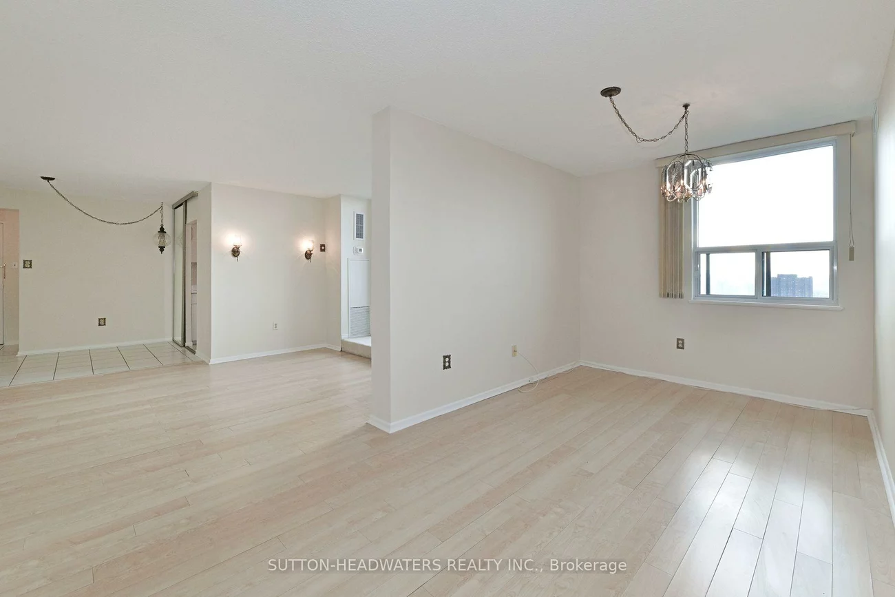 5, Old Sheppard, Pleasant View, Toronto
