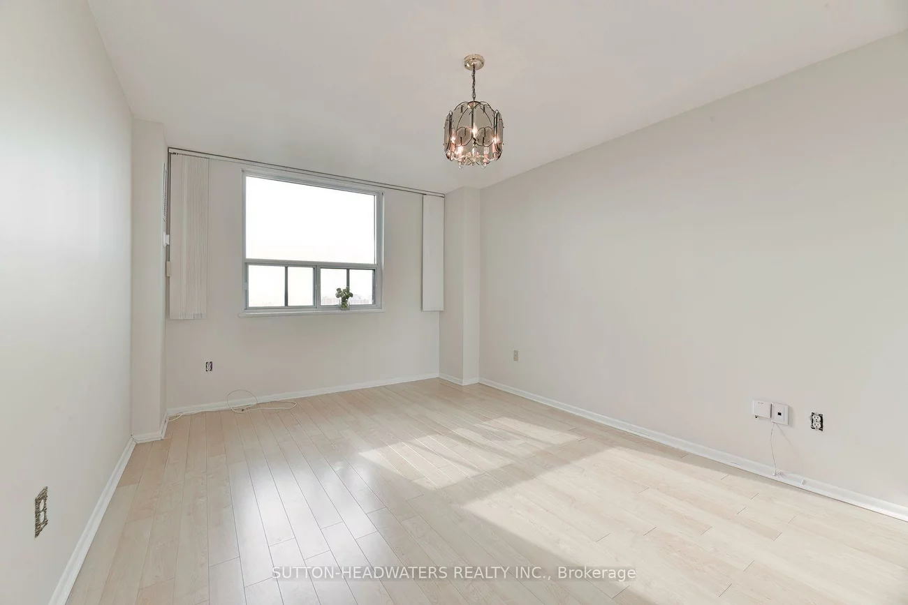 5, Old Sheppard, Pleasant View, Toronto
