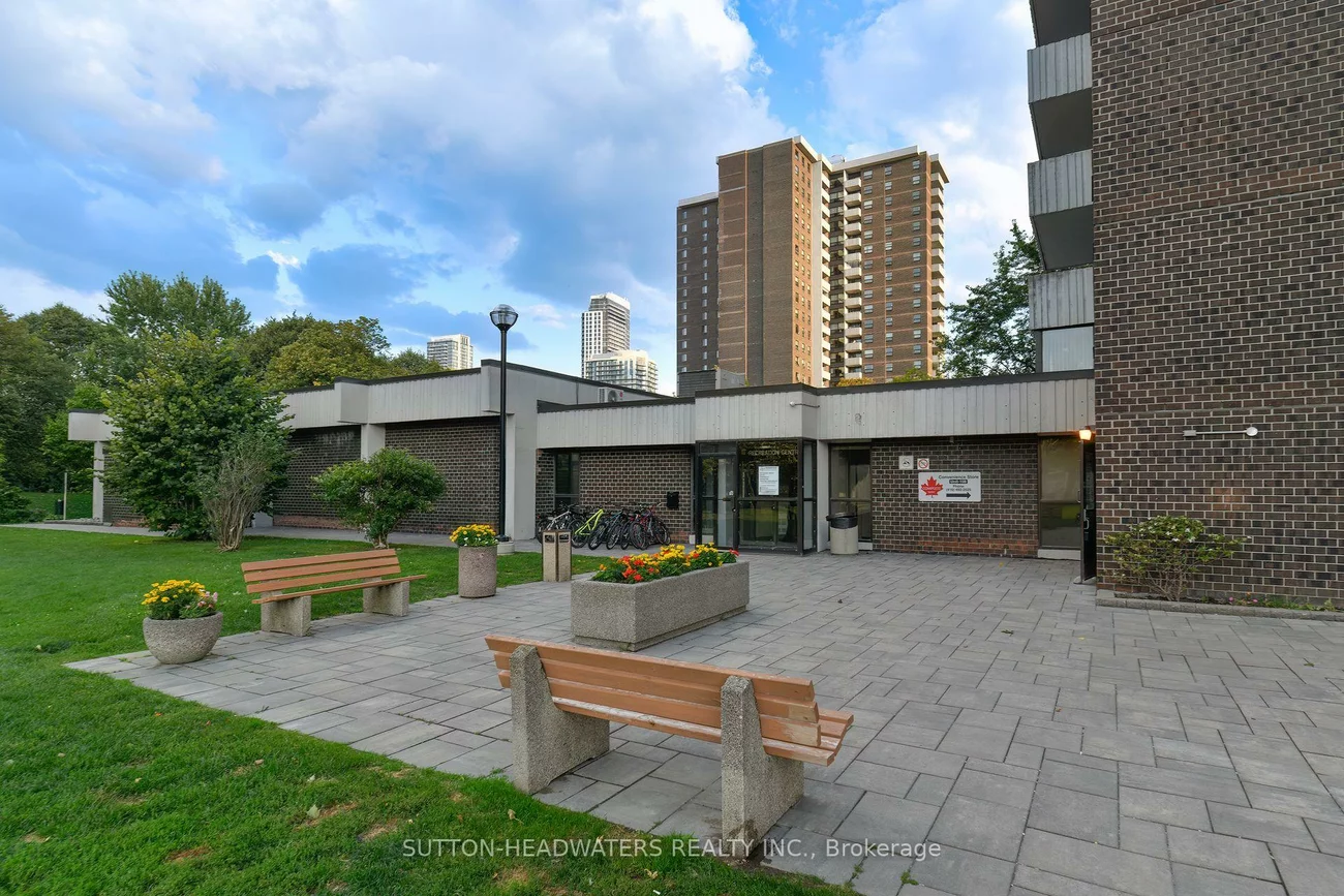 5, Old Sheppard, Pleasant View, Toronto