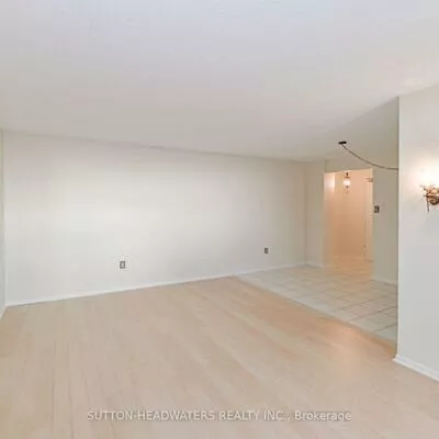 5, Old Sheppard, Pleasant View, Toronto