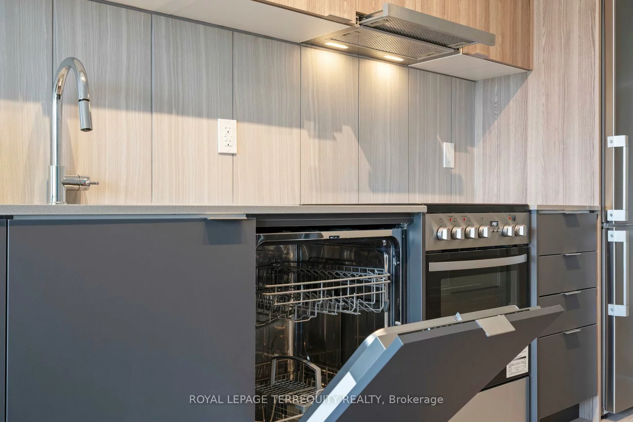 8, Tippett, Clanton Park, Toronto