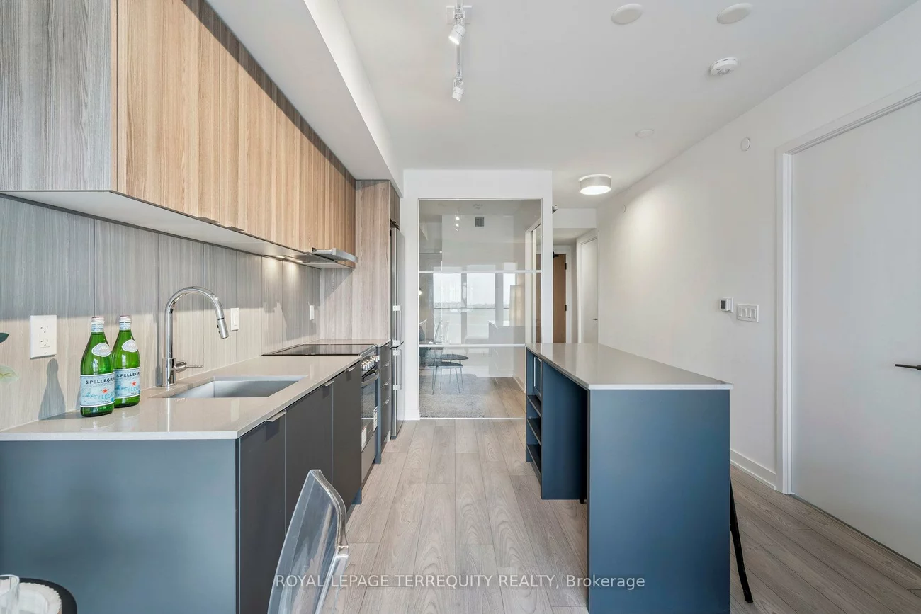 8, Tippett, Clanton Park, Toronto