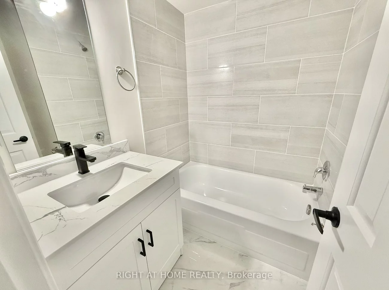 2, Wooded Carse, Westminster-Branson, Toronto