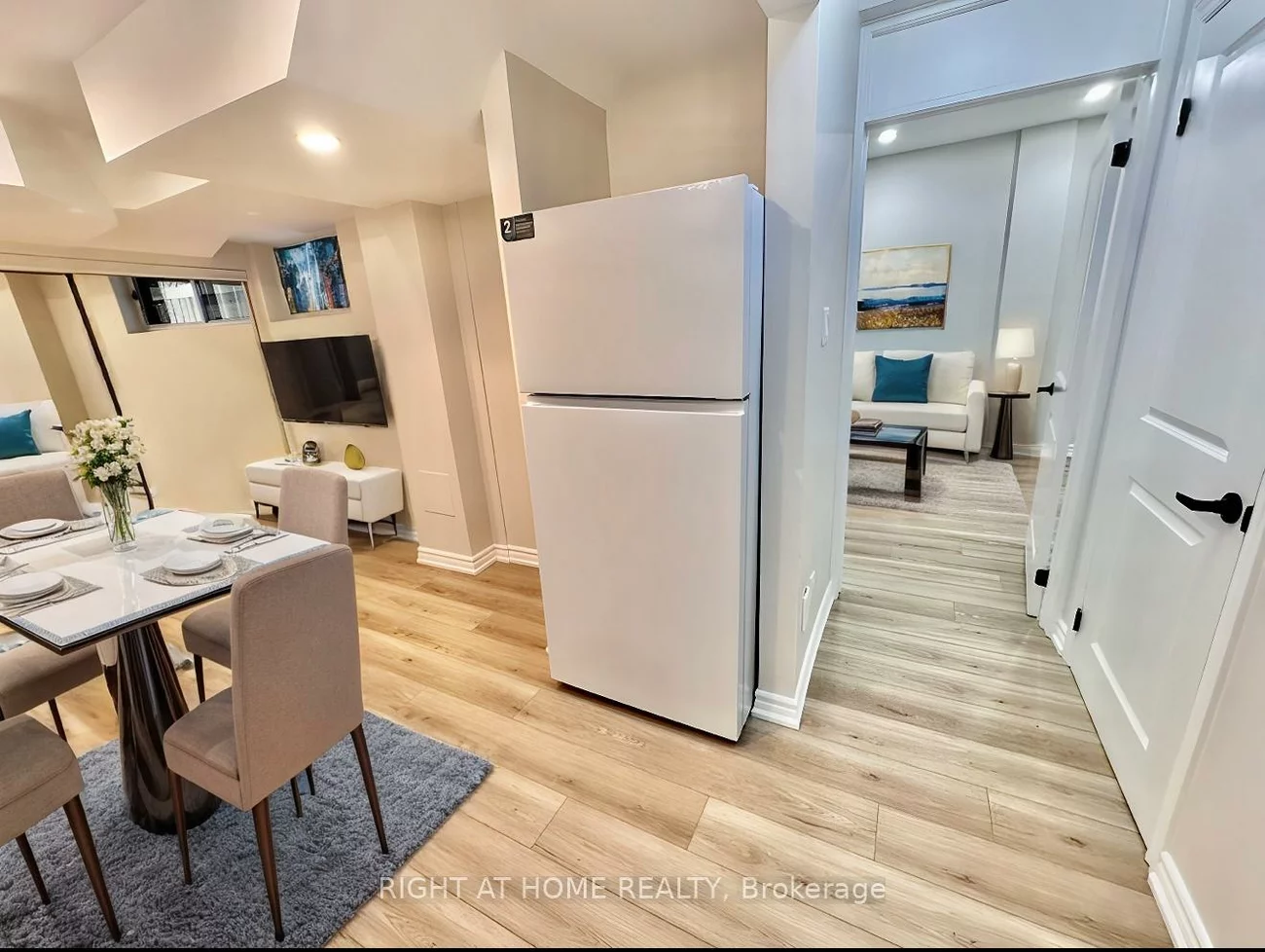 2, Wooded Carse, Westminster-Branson, Toronto