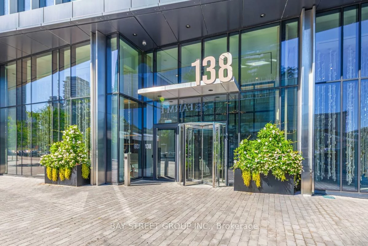 138, Downes, Waterfront Communities C8, Toronto