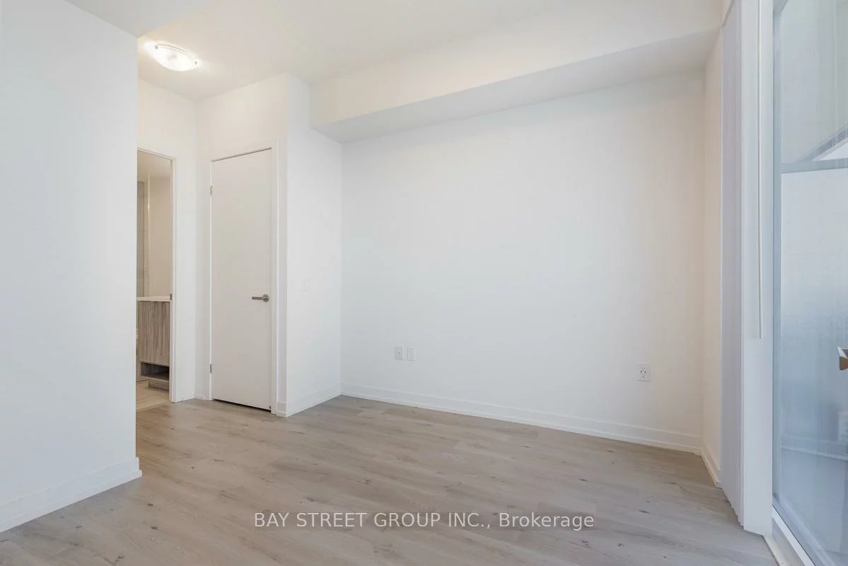 138, Downes, Waterfront Communities C8, Toronto