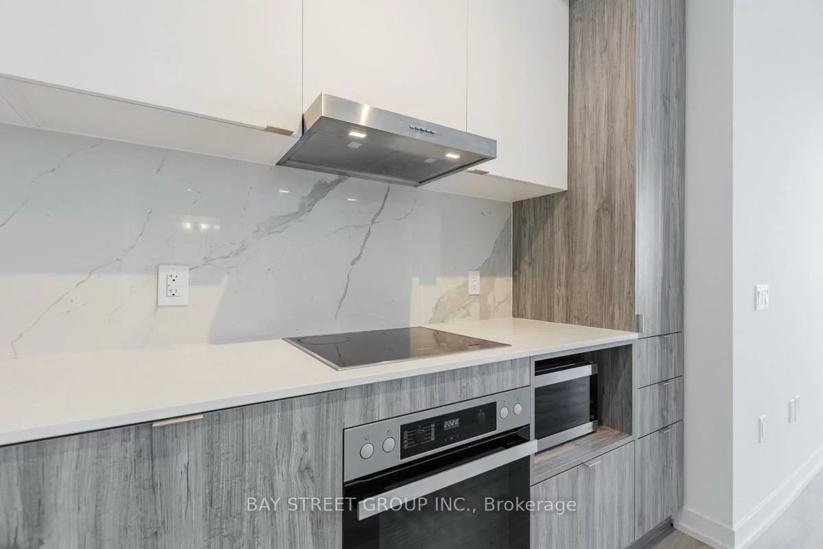 138, Downes, Waterfront Communities C8, Toronto