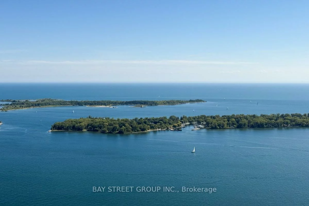 138, Downes, Waterfront Communities C8, Toronto