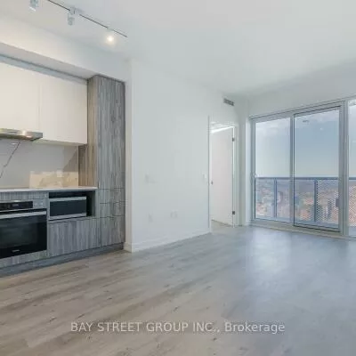 138, Downes, Waterfront Communities C8, Toronto