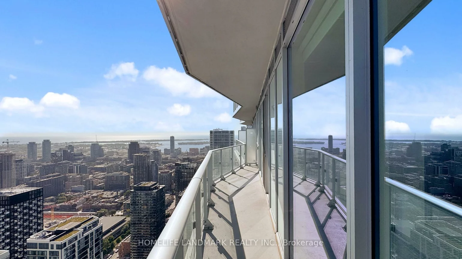 100, Dalhousie, Church-Yonge Corridor, Toronto