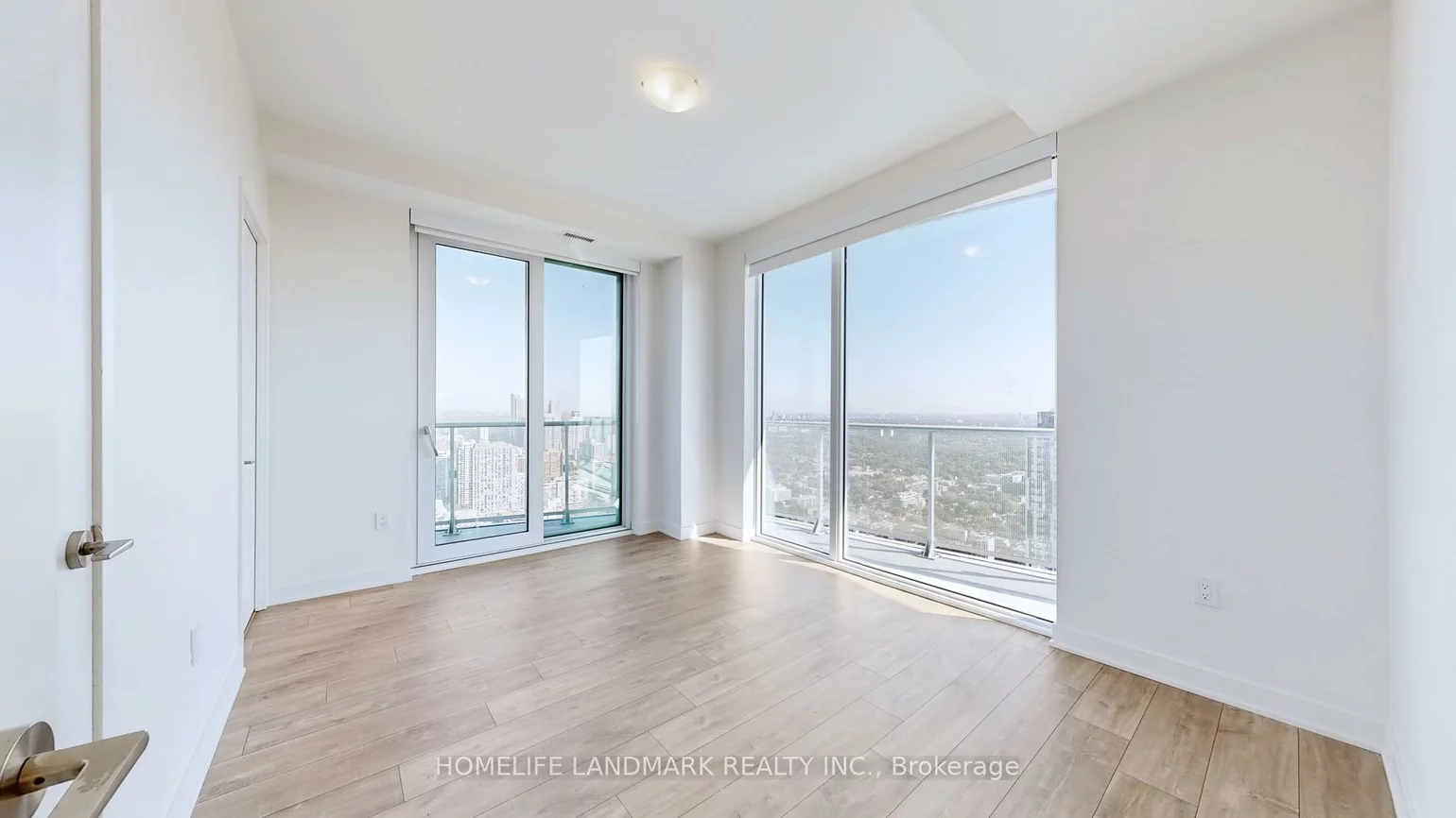 100, Dalhousie, Church-Yonge Corridor, Toronto