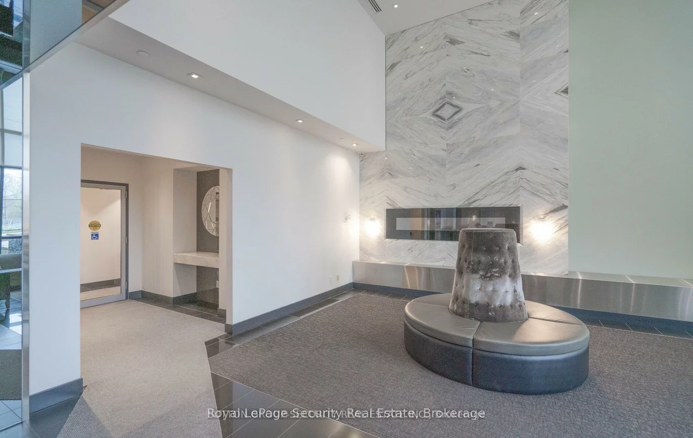 399, Spring Garden, Willowdale East, Toronto