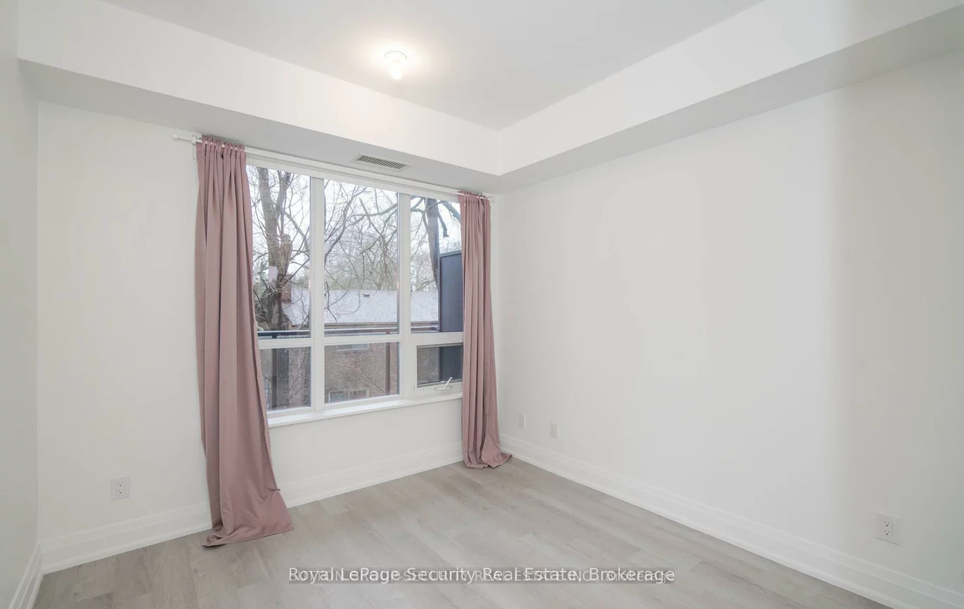 399, Spring Garden, Willowdale East, Toronto