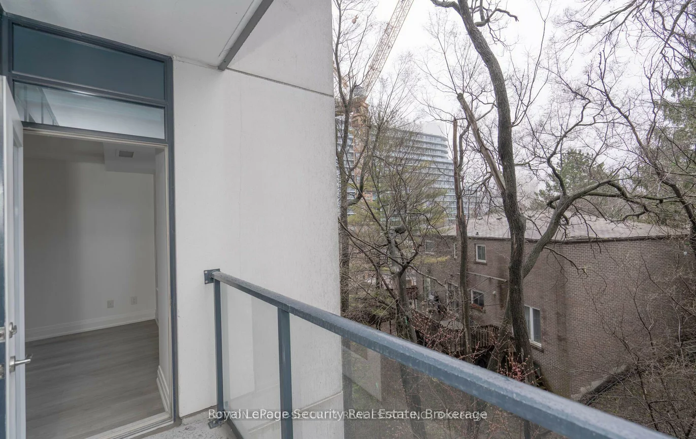 399, Spring Garden, Willowdale East, Toronto