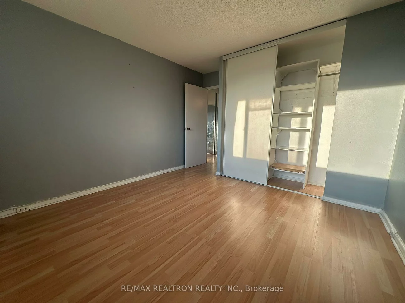 725, Don Mills, Flemingdon Park, Toronto