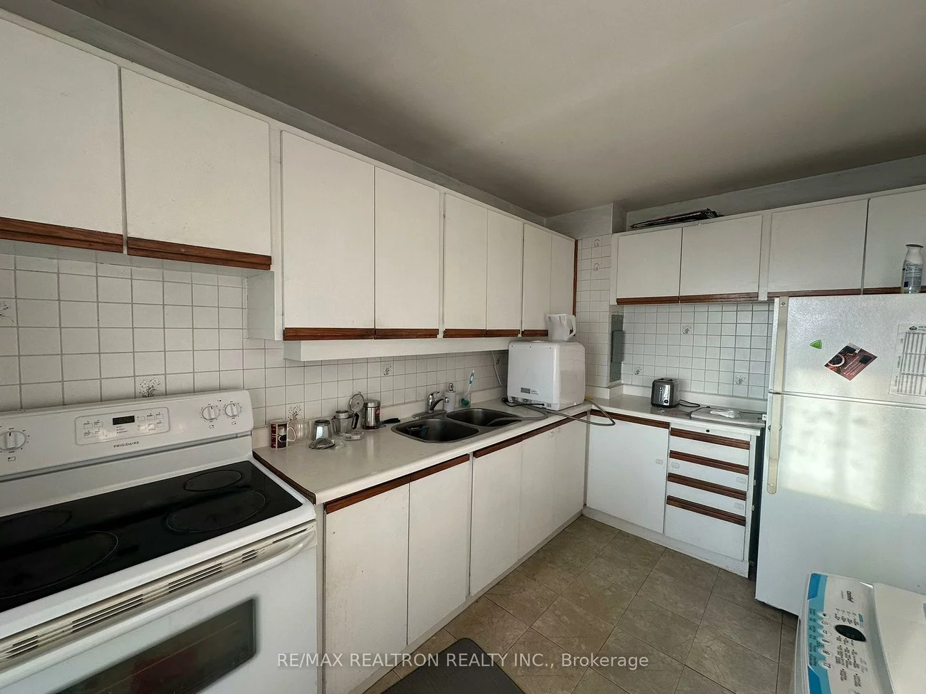 725, Don Mills, Flemingdon Park, Toronto