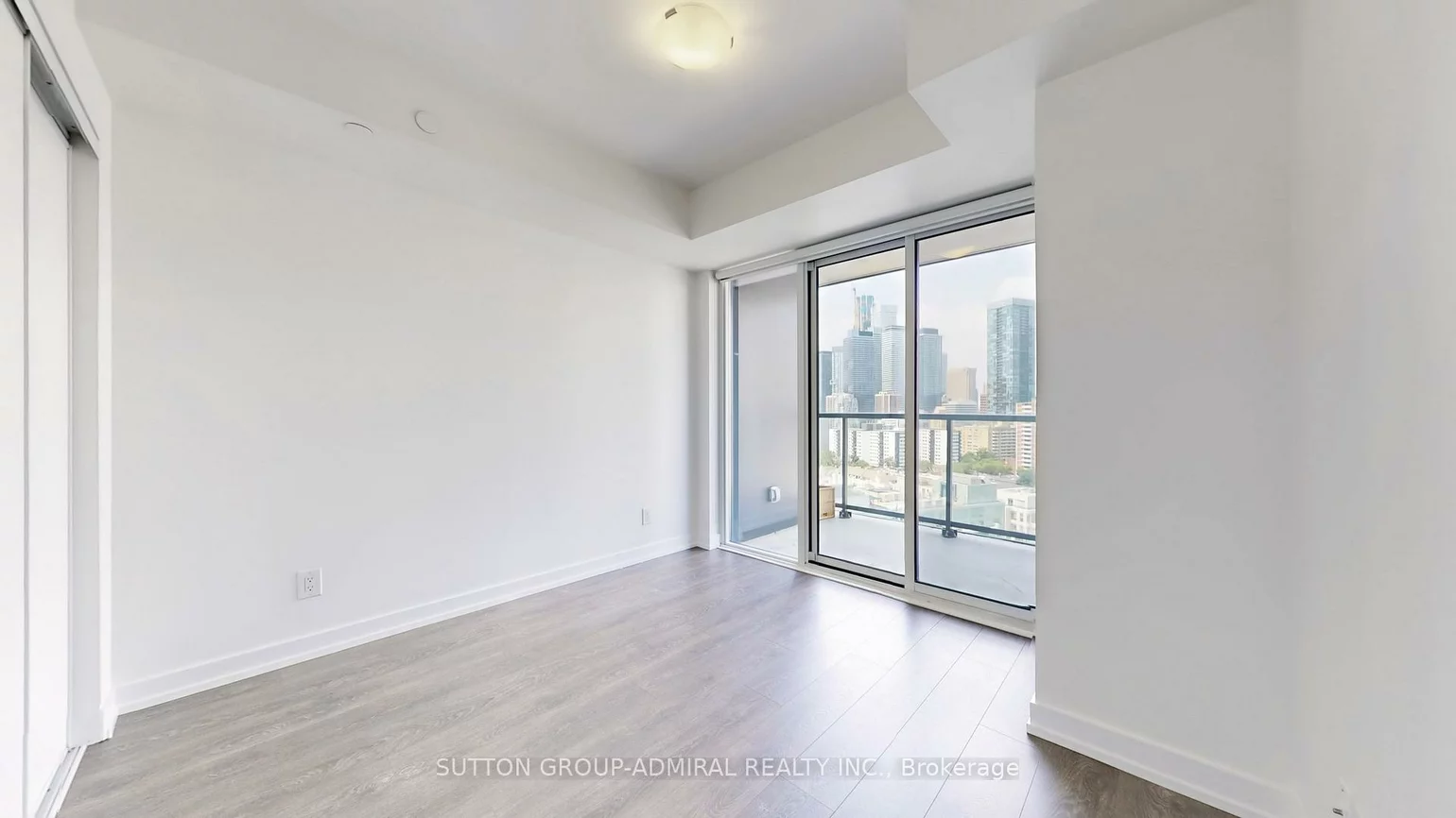 159, Wellesley, Cabbagetown-South St. James Town, Toronto