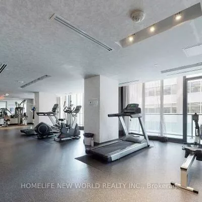 426, University, Kensington-Chinatown, Toronto