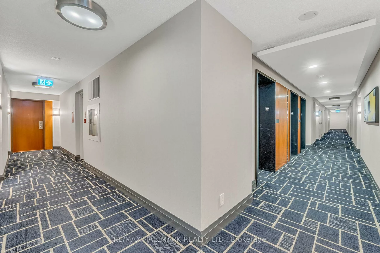 35, Bales, Willowdale East, Toronto