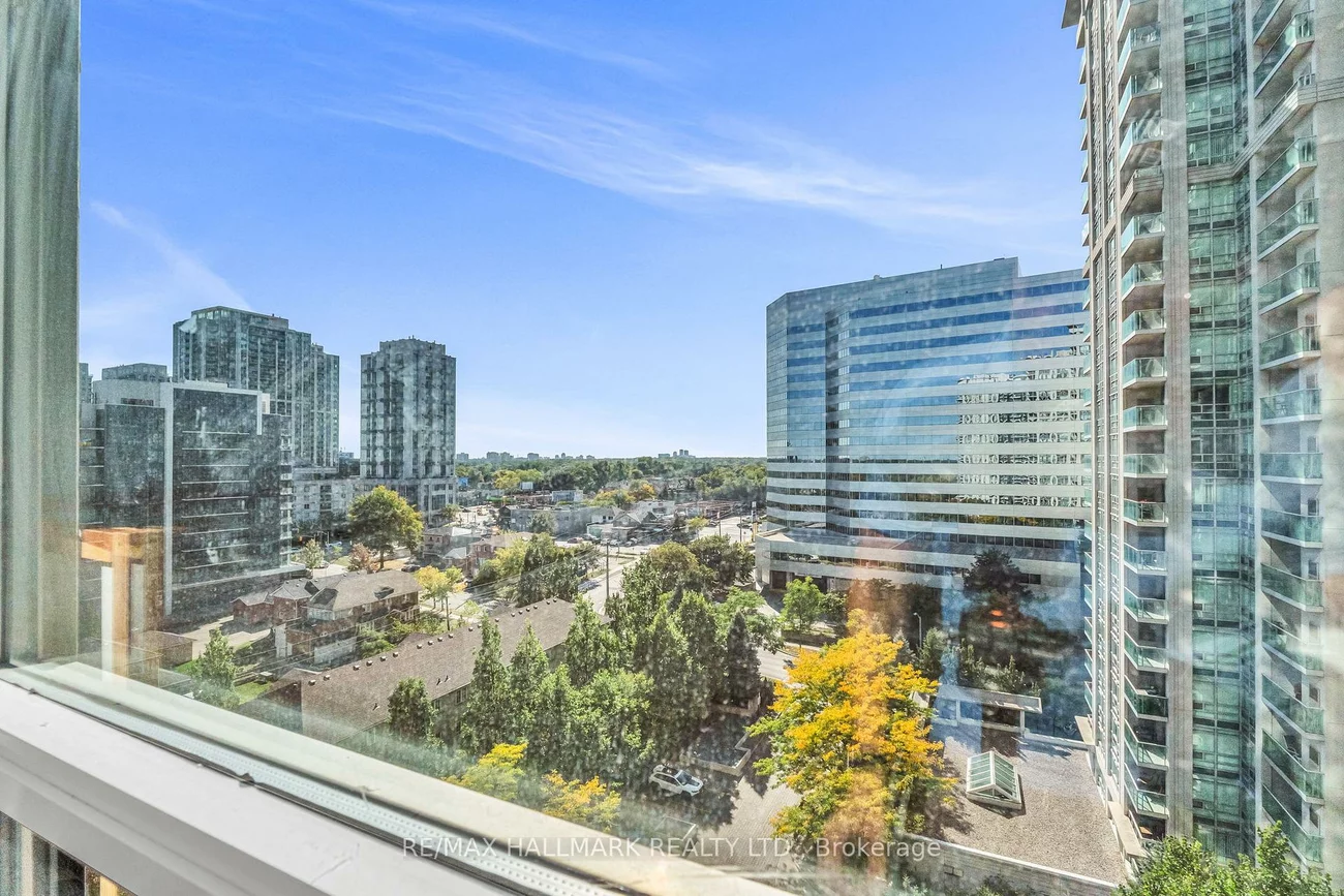35, Bales, Willowdale East, Toronto