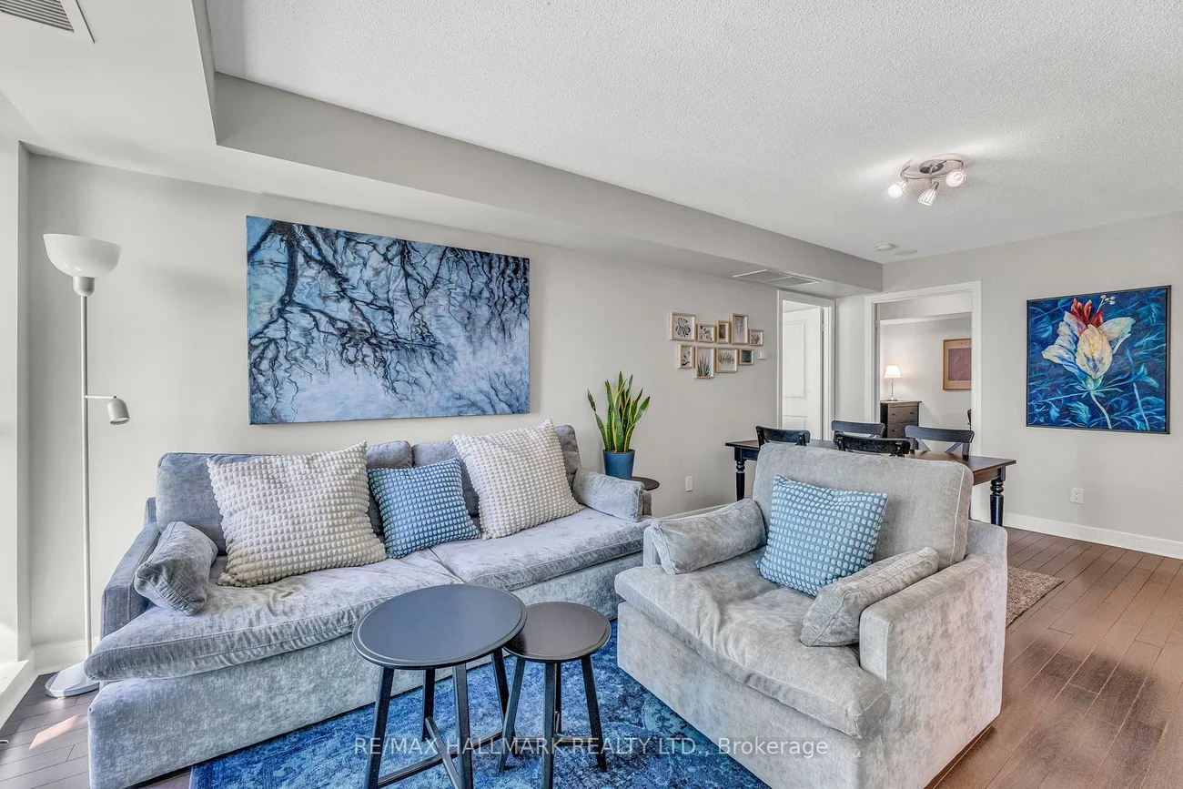 35, Bales, Willowdale East, Toronto