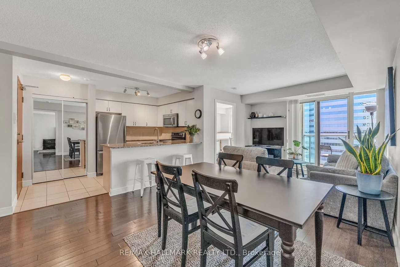 35, Bales, Willowdale East, Toronto