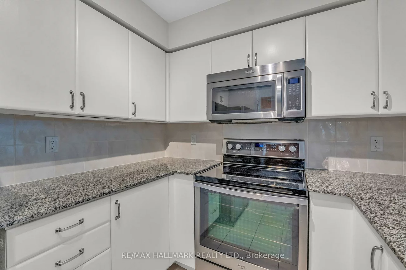 35, Bales, Willowdale East, Toronto