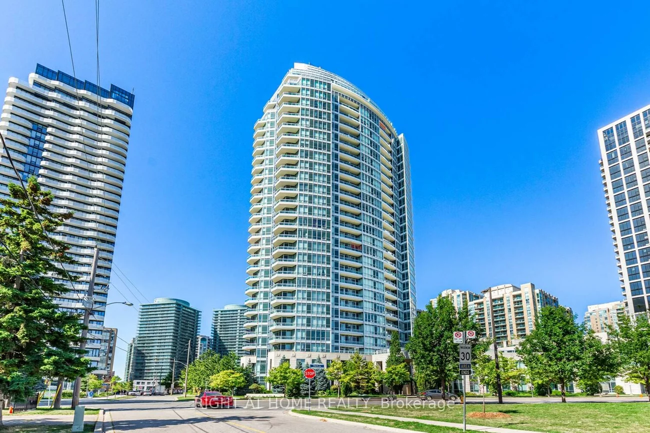 18, Holmes, Willowdale East, Toronto